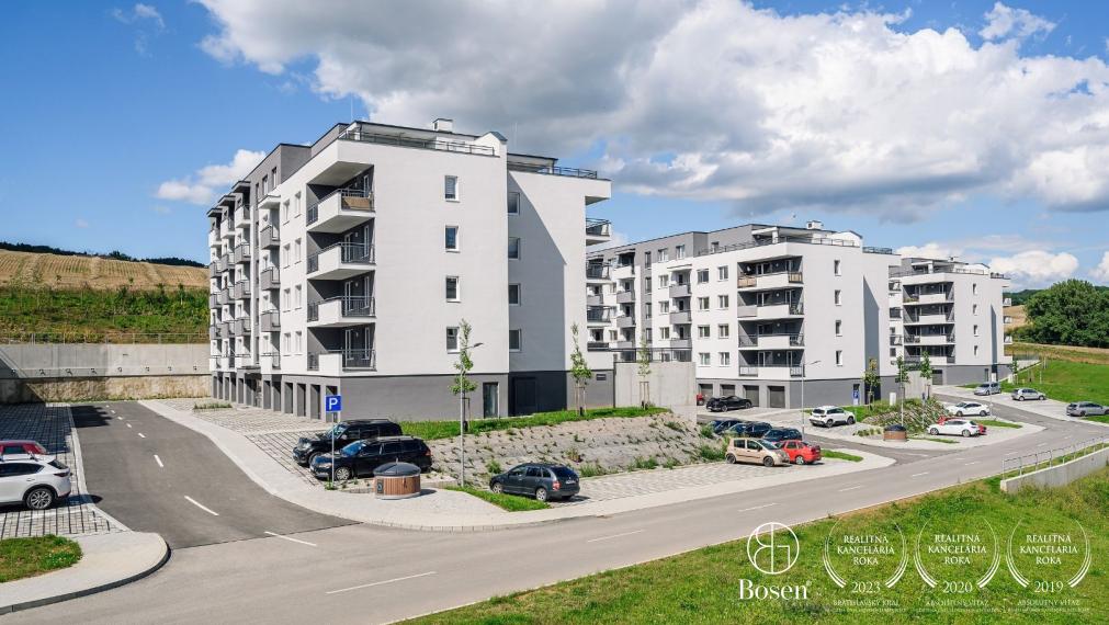 BOSEN | Na prenájom novostavba 2i byt so záhradkou a parkovacím miestom