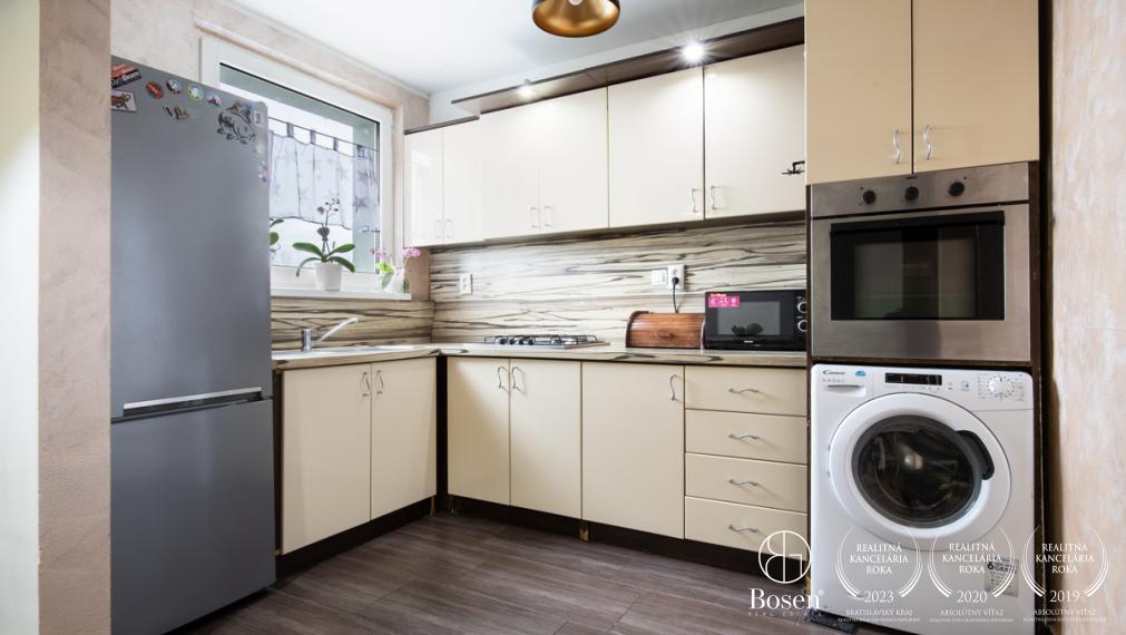 BOSEN | Prerobený, priestranný 4i byt, Dun. Streda, 81m2