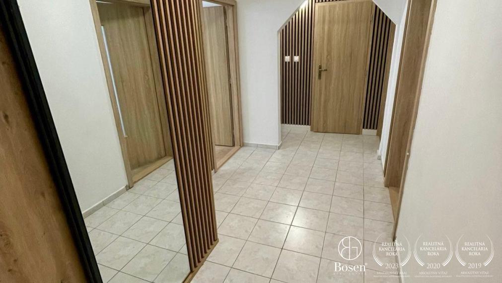 PRENAJATÝ | BOSEN |  Na prenájom 3-izbový byt na Námestí Priateľstva, Dunajská Streda, 72 m²