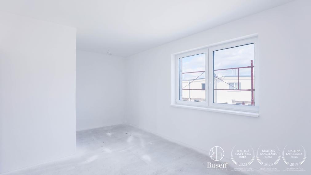 PREDANÉ  | 4 izbový rodinný dom v radovej zástavbe v Šamoríne