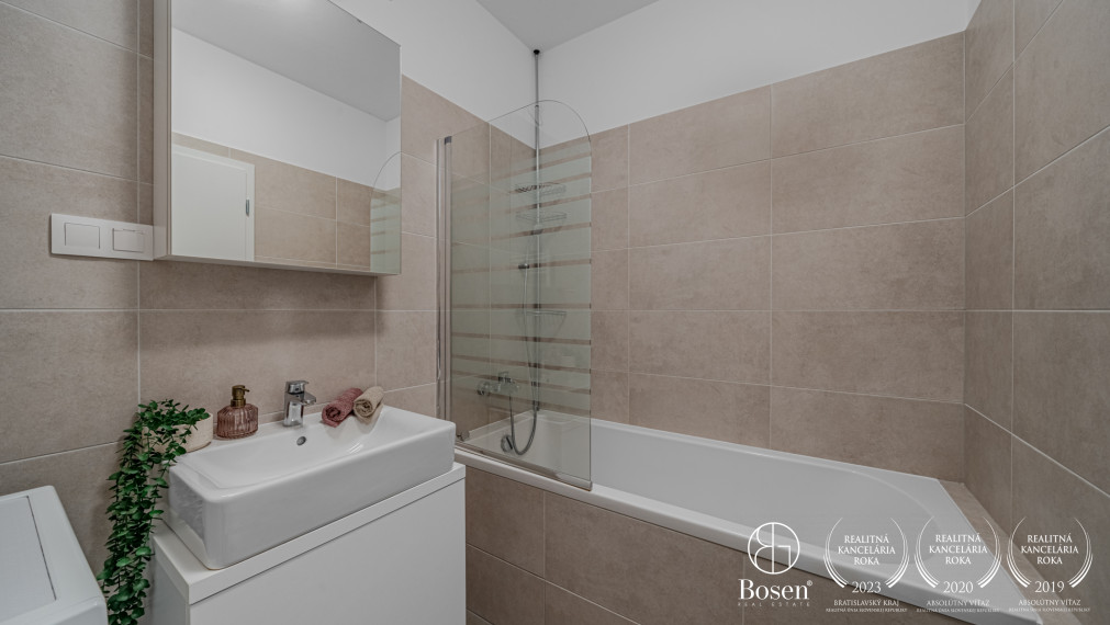 BOSEN | 3 izbový byt s balkónom, 95m2, Slnečnice - Viladomy