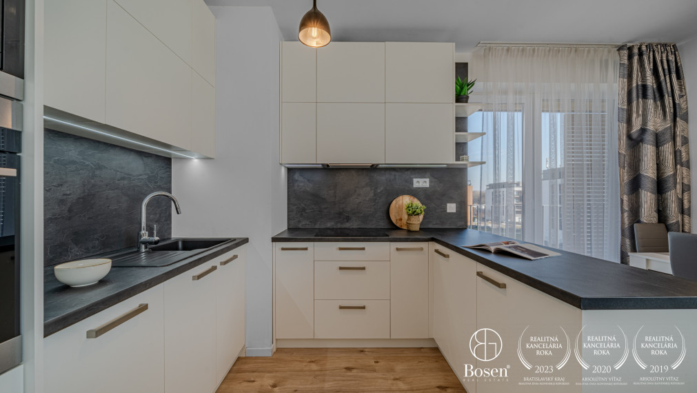 BOSEN | 3 izbový byt s balkónom, 95m2, Slnečnice - Viladomy