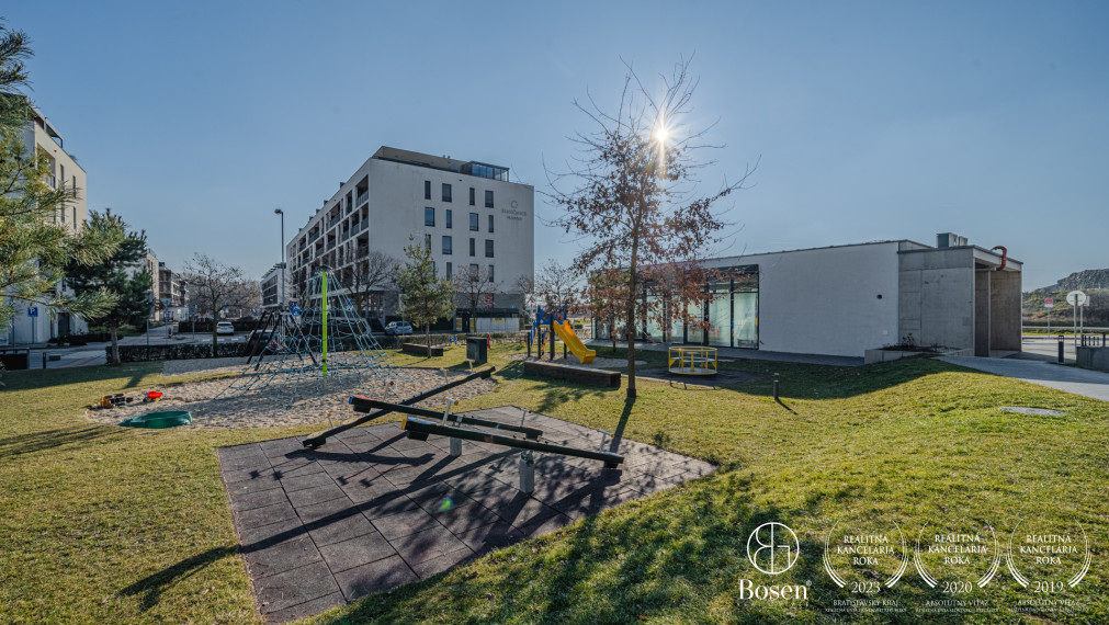 BOSEN | 3 izbový byt s balkónom, 95m2, Slnečnice - Viladomy