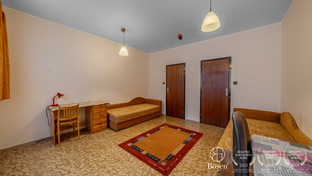 BOSEN | Priestranný 3 izbový byt, Dlhé diely