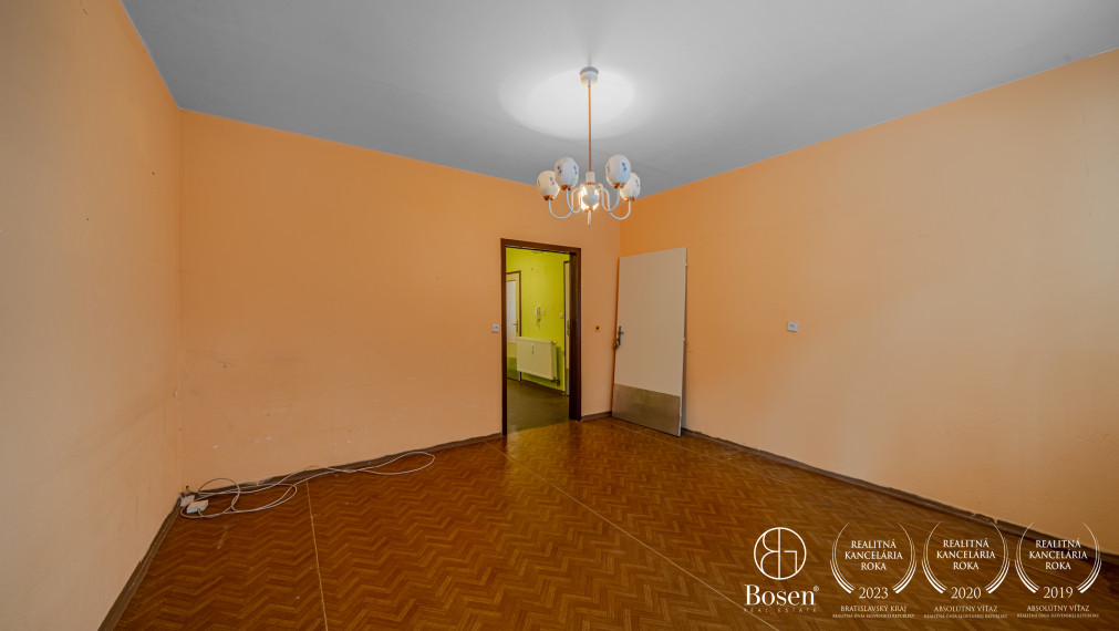 PREDANÉ - BOSEN | 3 izb. byt s priestrannou terasou, Jašíkova-Ružinov