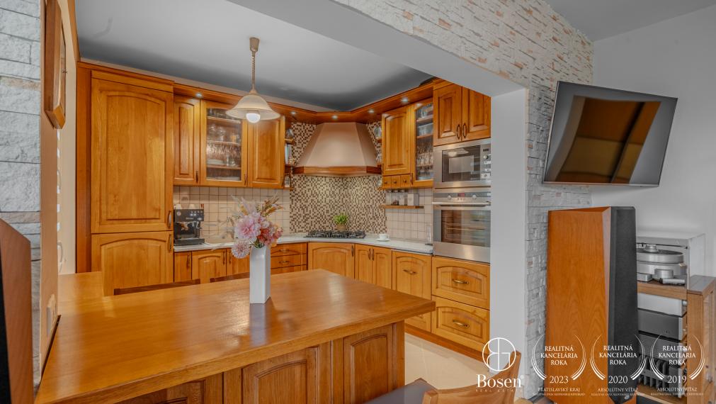 PREDANÉ - BOSEN | 3- izb. byt s loggiou, Brančská, Petržalka, 75 m2