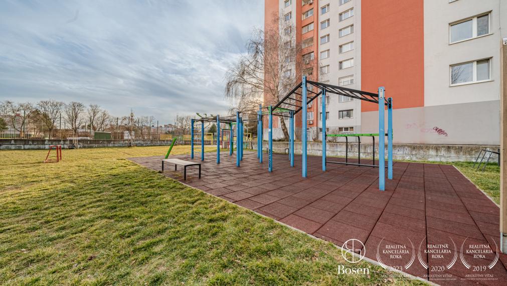 PREDANÉ - BOSEN | 3- izb. byt s loggiou, Brančská, Petržalka, 75 m2