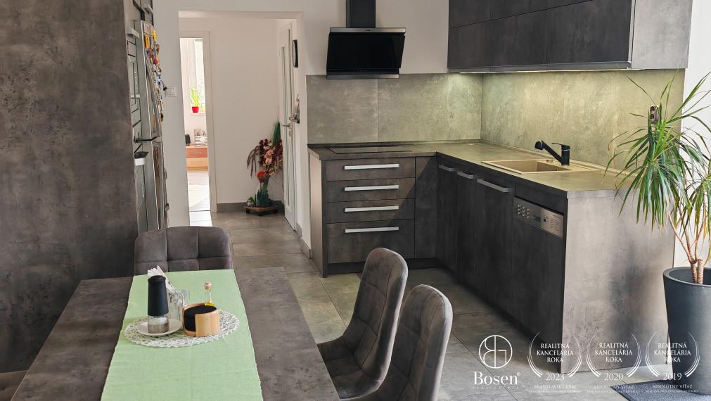 BOSEN | 4 izbový rodinný dom, Kyselica