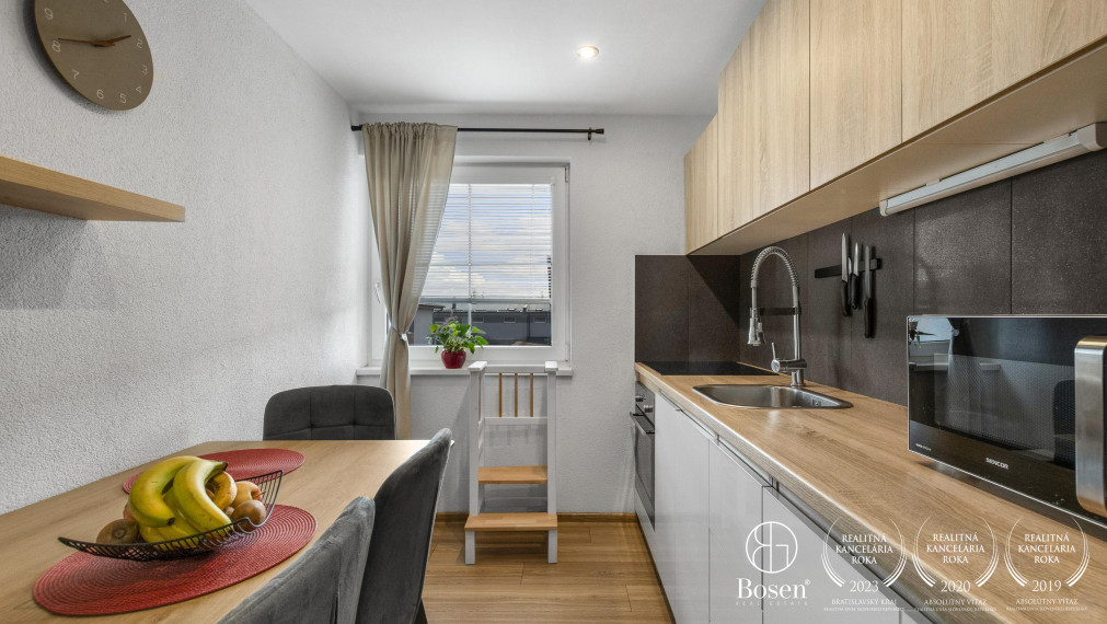 BOSEN | REZERVOVANÉ!!3 izbový byt s klimatizáciou a parkovacím miestom v pokojnej časti mesta Malacky