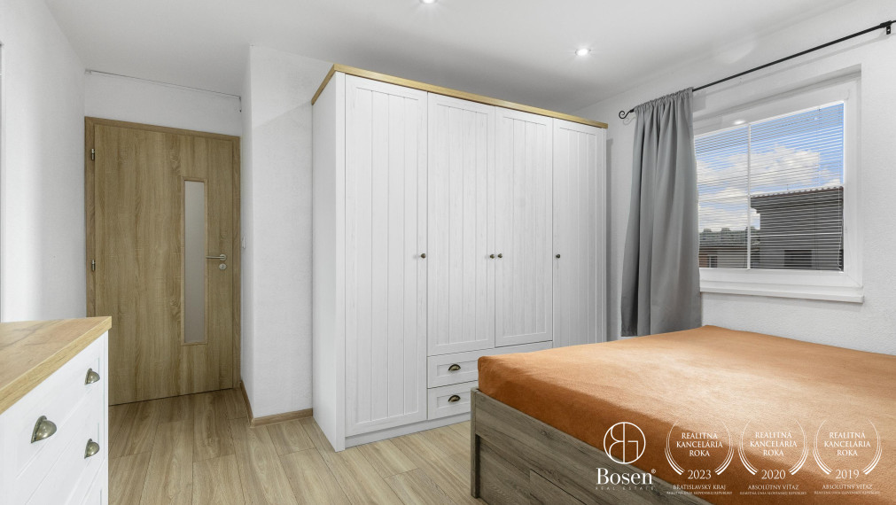 BOSEN | REZERVOVANÉ!!3 izbový byt s klimatizáciou a parkovacím miestom v pokojnej časti mesta Malacky