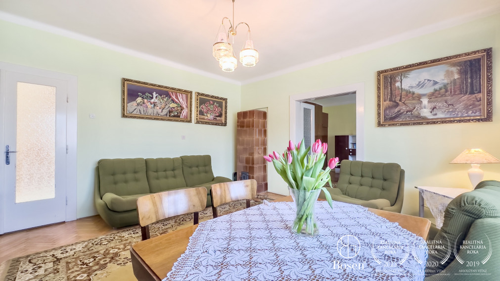 BOSEN | Rodinný dom s možnosťou aj podnikania, Biskupice.