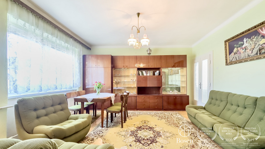 BOSEN | Rodinný dom s možnosťou aj podnikania, Biskupice.