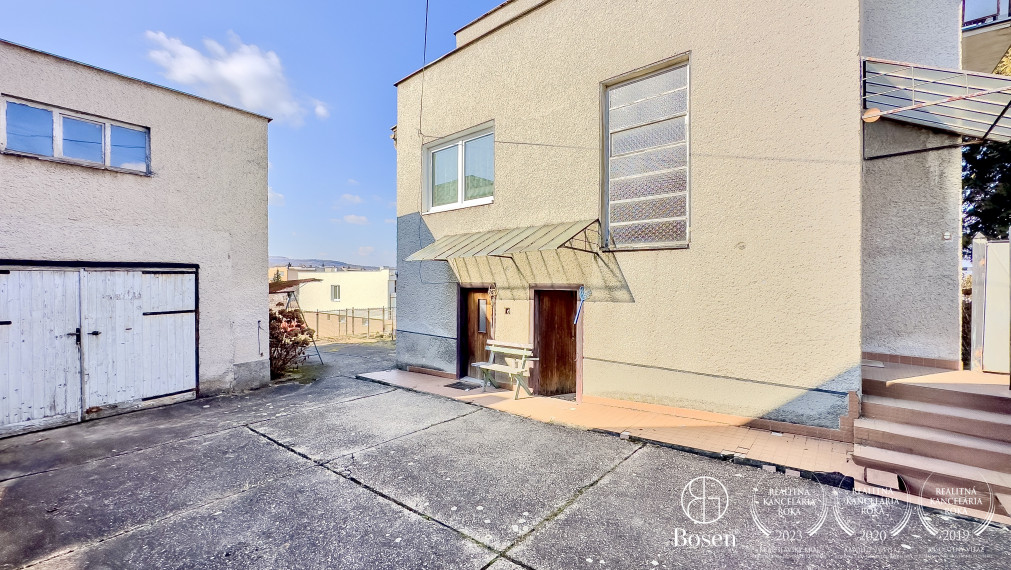 BOSEN | Rodinný dom s možnosťou aj podnikania, Biskupice.