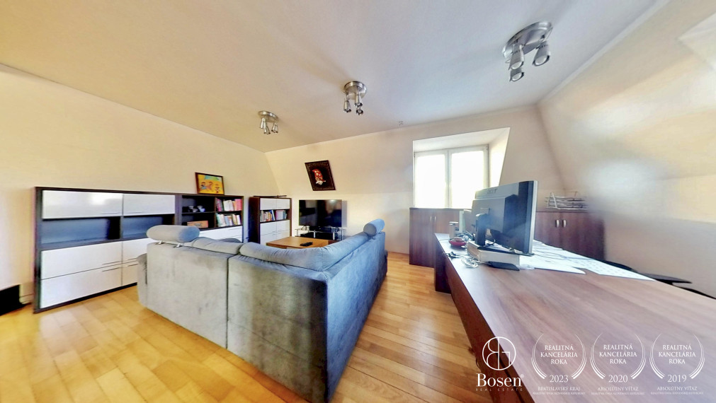 BOSEN | REZERVOVANÉ 5 izbový byt s garážou a HOBBY miestnosťou