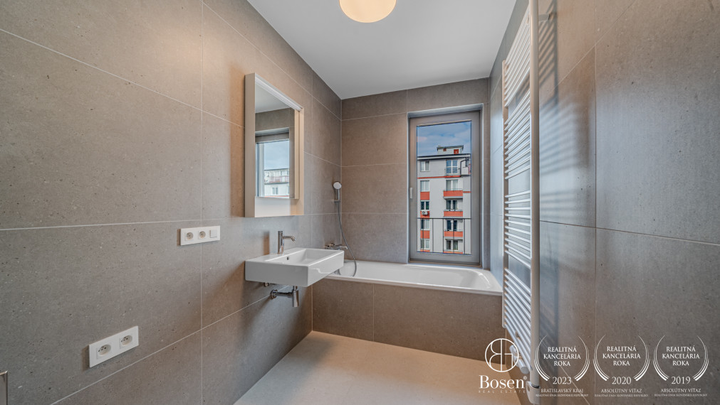 BOSEN I  3 izb. byt s parkovaním v novstavbe Pri Mýte