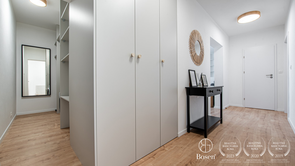 BOSEN | REZERVOVANÝ zariadený 3 izbový byt v novostavbe Trenčín - Vinohrady