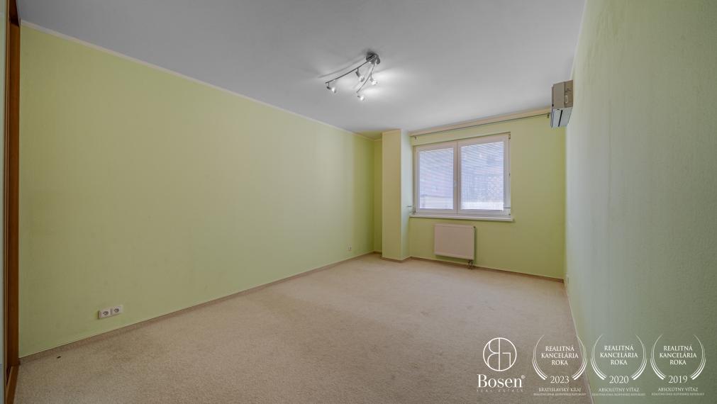 BOSEN | 4 izbový byt s krásnou terasou, 165 m2, Dlhé diely