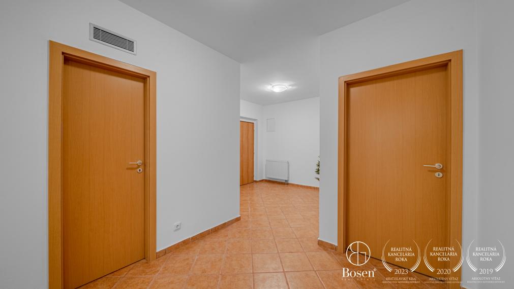 BOSEN | 4 izbový byt s krásnou terasou, 165 m2, Dlhé diely