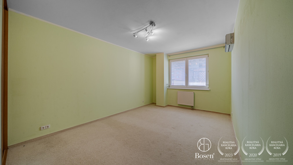 BOSEN | PRENAJATÉ 4 izbový byt s krásnou terasou, 165 m2, Dlhé diely