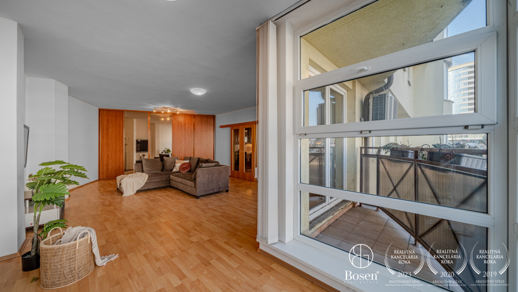 BOSEN | PRENAJATÉ | Slnečný 2 izbový byt, 75,5 m2 - Dlhé diely, Karlova Ves