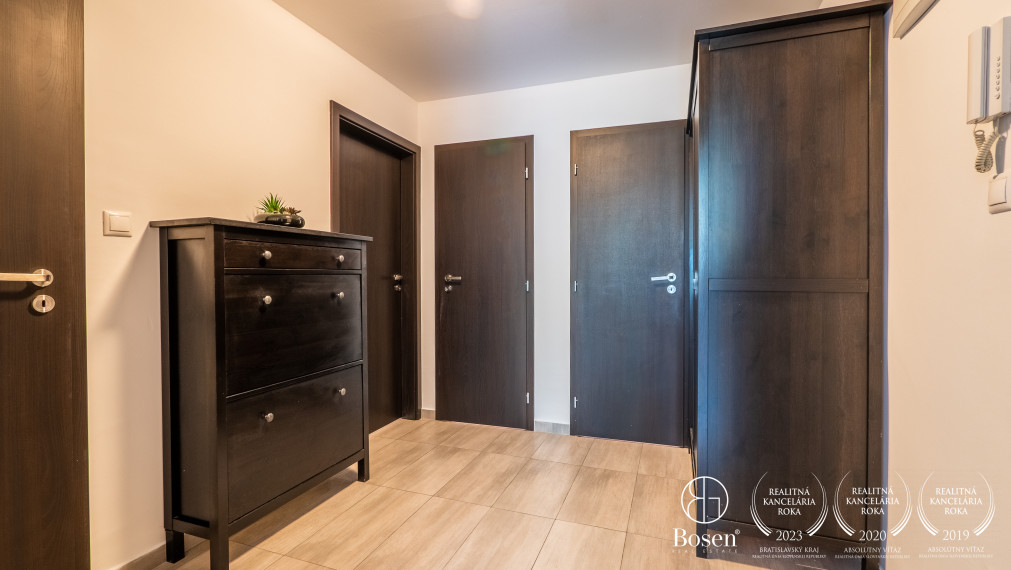 BOSEN | Veľký 2 izbový byt na prenájom, Za Ferenitkou, 57m2