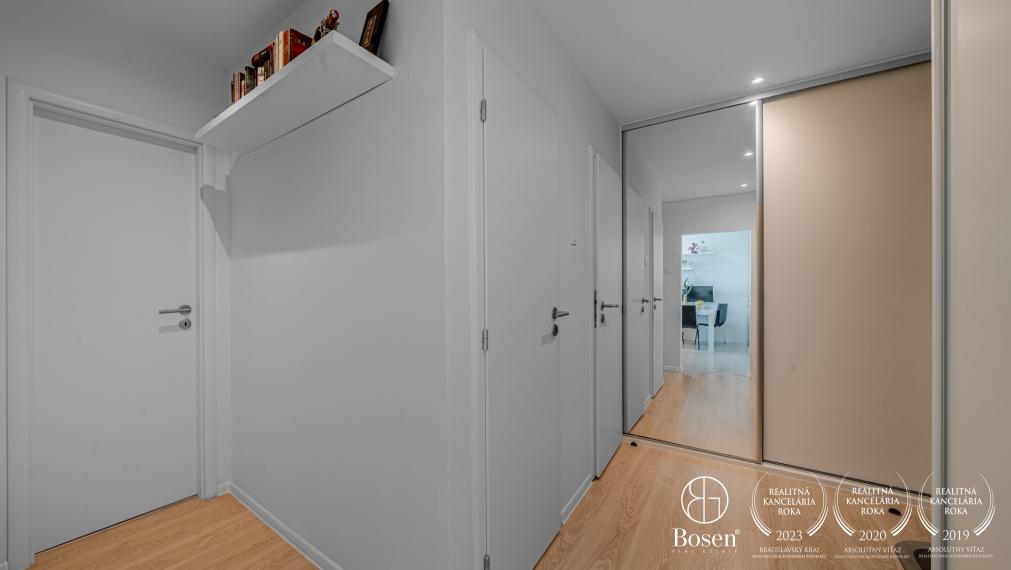 REZERVOVANÉ  | BOSEN | Slnečný 2-izbový byt, Mamateyova ulica, Petržalka