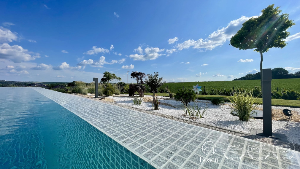 BOSEN | RD s bazénom na golfovom ihrisku Red Oak Nitra