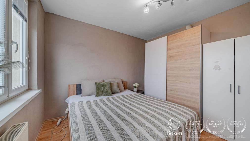 BOSEN | Priestranný 3-izbový byt s balkónom v meste Trnava