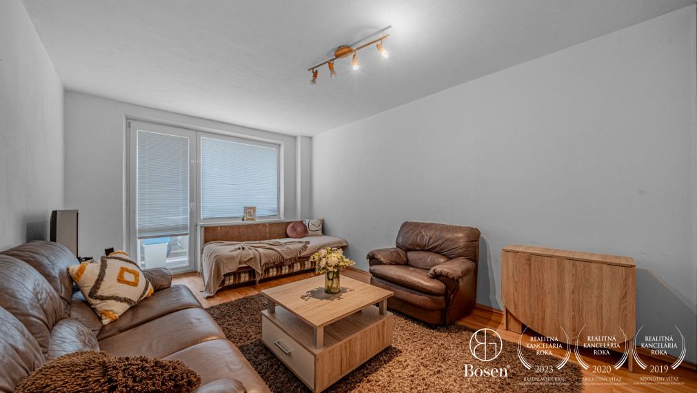 BOSEN | Priestranný 3-izbový byt s balkónom v meste Trnava