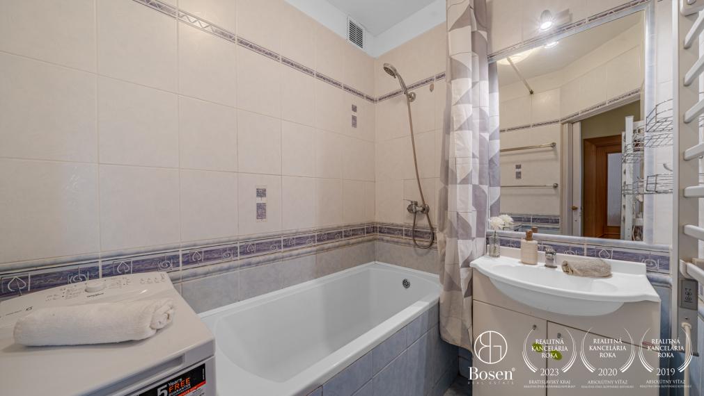 BOSEN | Priestranný 3-izbový byt s balkónom v meste Trnava