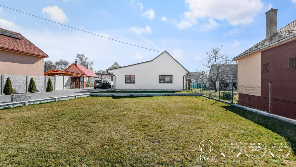 BOSEN | REZERVOVANÉ - Na predaj zariadený 3 izbový rodinný dom po kompletnej rekonštrukcii Borský Mikuláš