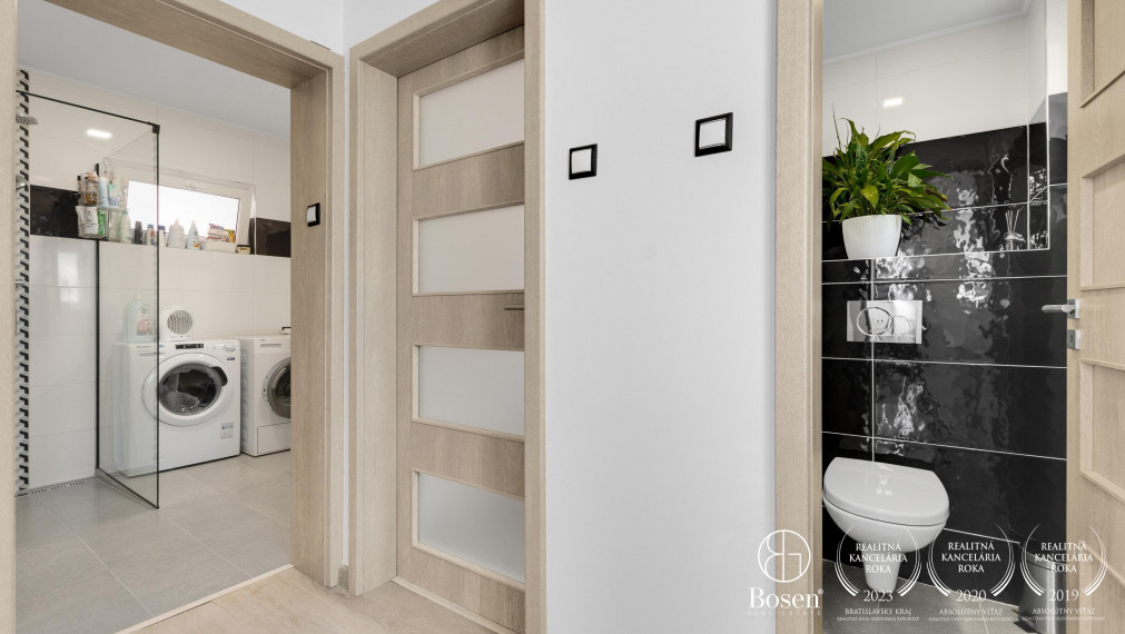 BOSEN | REZERVOVANÉ - Na predaj zariadený 3 izbový rodinný dom po kompletnej rekonštrukcii Borský Mikuláš