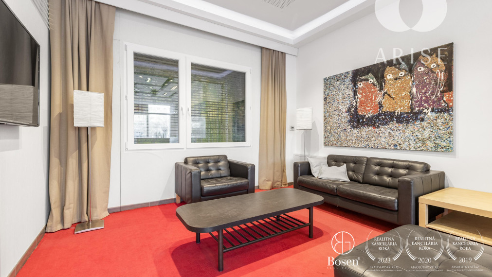 Obchodný priestor/ showroom na prenájom.