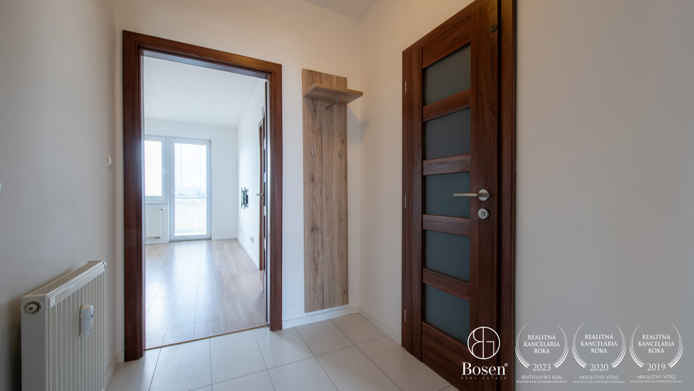 BOSEN | NA PREDAJ 2i byt s parkovacím miestom - Trenčianske Stankovce