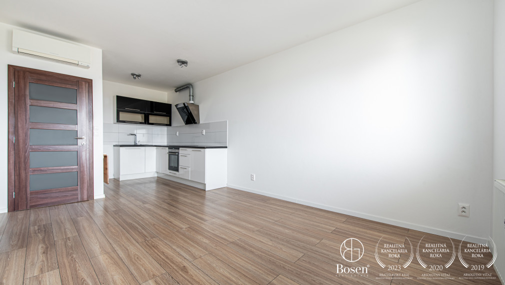 BOSEN | NA PREDAJ 2i byt s parkovacím miestom - Trenčianske Stankovce