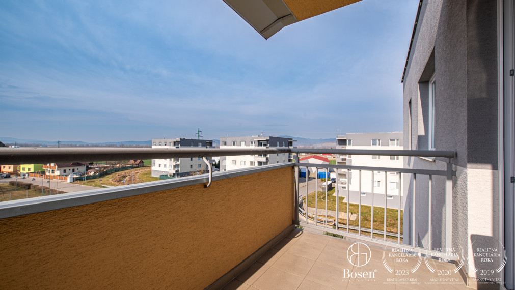 BOSEN | NA PREDAJ 2i byt s parkovacím miestom - Trenčianske Stankovce