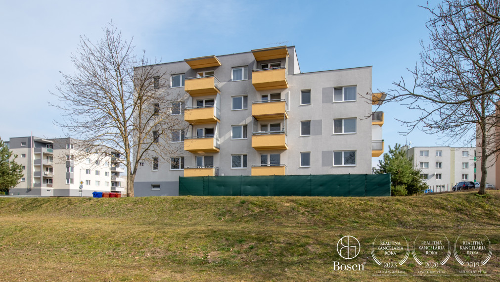 BOSEN | NA PREDAJ 2i byt s parkovacím miestom - Trenčianske Stankovce