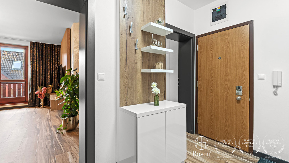 BOSEN | Rezervované!!! Priestranný apartmánový byt