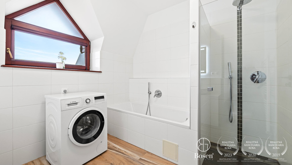 BOSEN | Rezervované!!! Priestranný apartmánový byt