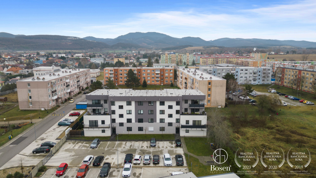 BOSEN| 1 izbový byt s parkovacím miestom, Rohožník