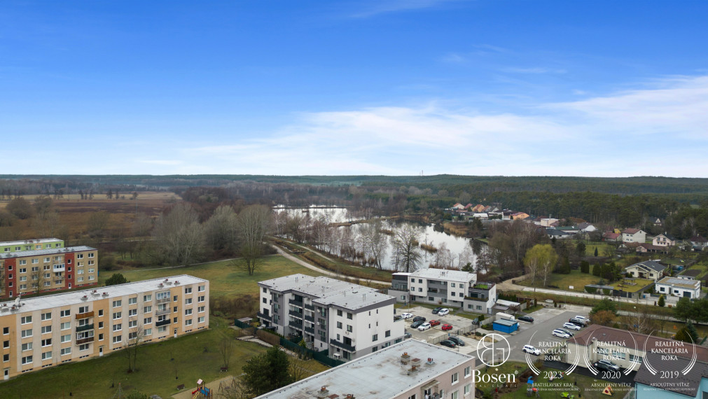 BOSEN| 1 izbový byt s parkovacím miestom, Rohožník