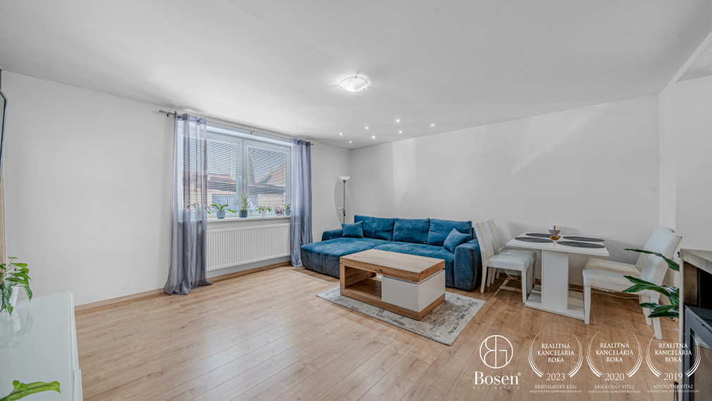 BOSEN | Rodinný dom po kompletnej rekonštrukcii s veľkým pozemkom, Gajary