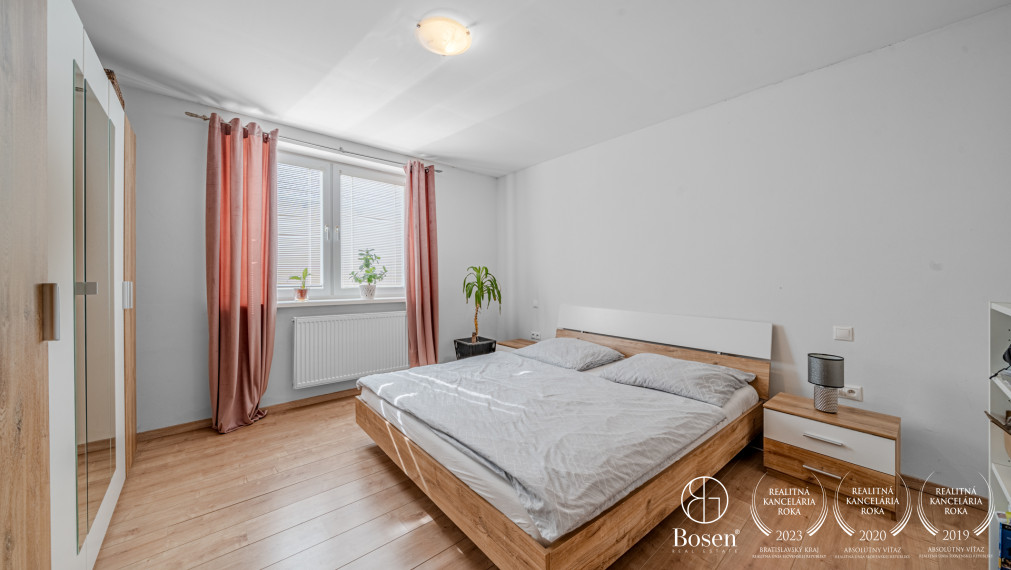 BOSEN | Rodinný dom po kompletnej rekonštrukcii s veľkým pozemkom, Gajary