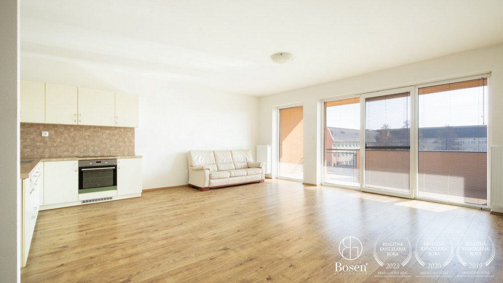 BOSEN | Priestranný 3 izbový byt v Rotunde, Dunajská Streda