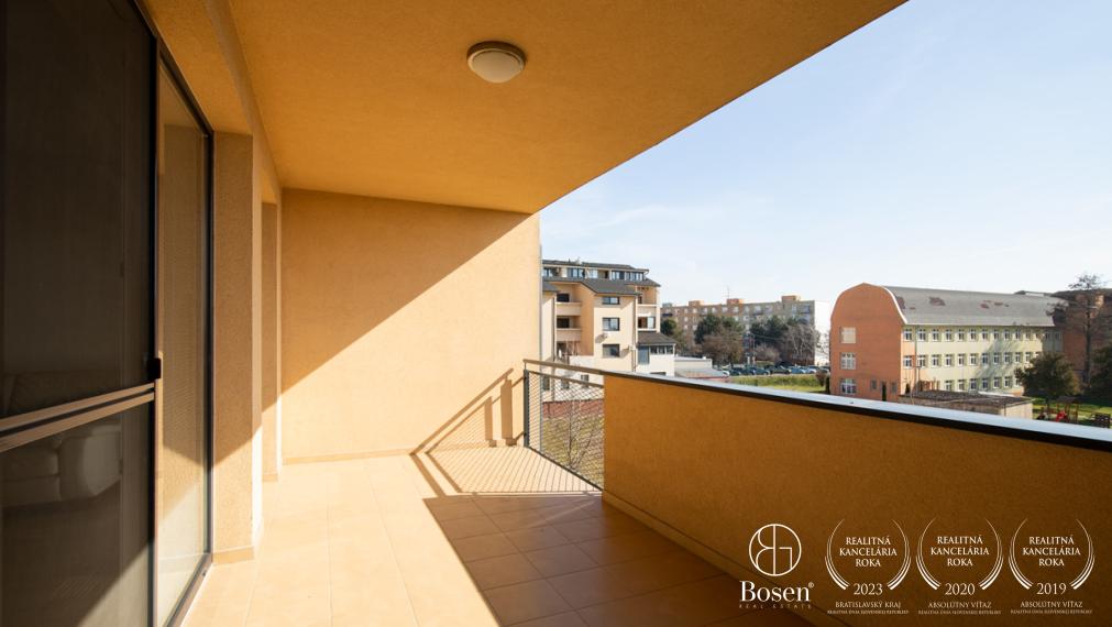 BOSEN | Priestranný 3 izbový byt v Rotunde, Dunajská Streda