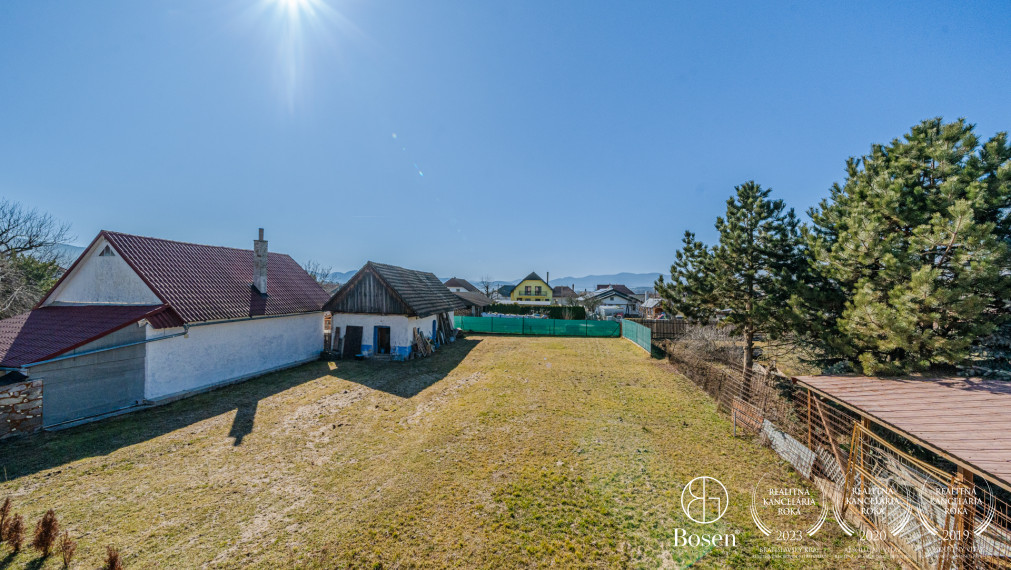 BOSEN | Rezervované Trojpodlažný rodinný dom Lovča