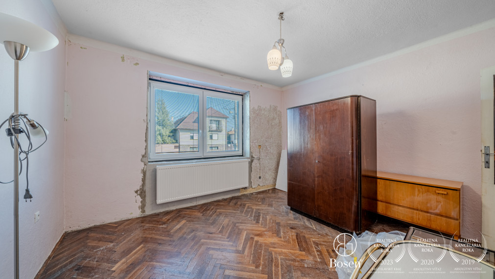 BOSEN | Rezervované Trojpodlažný rodinný dom Lovča