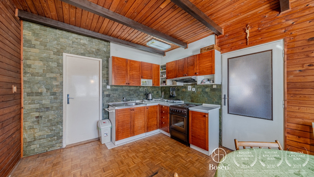 BOSEN | Rezervované Trojpodlažný rodinný dom Lovča