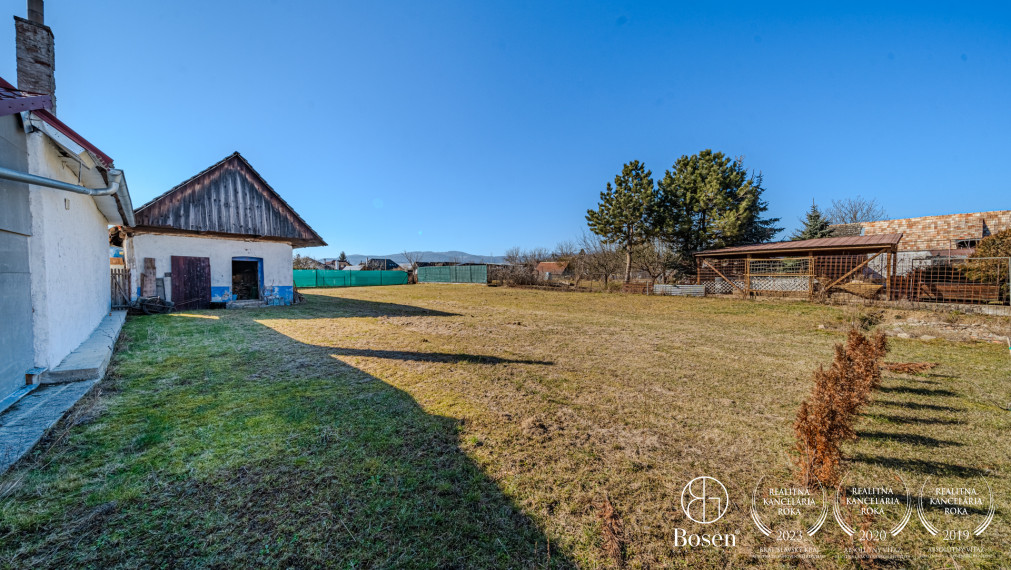 BOSEN | Rezervované Trojpodlažný rodinný dom Lovča