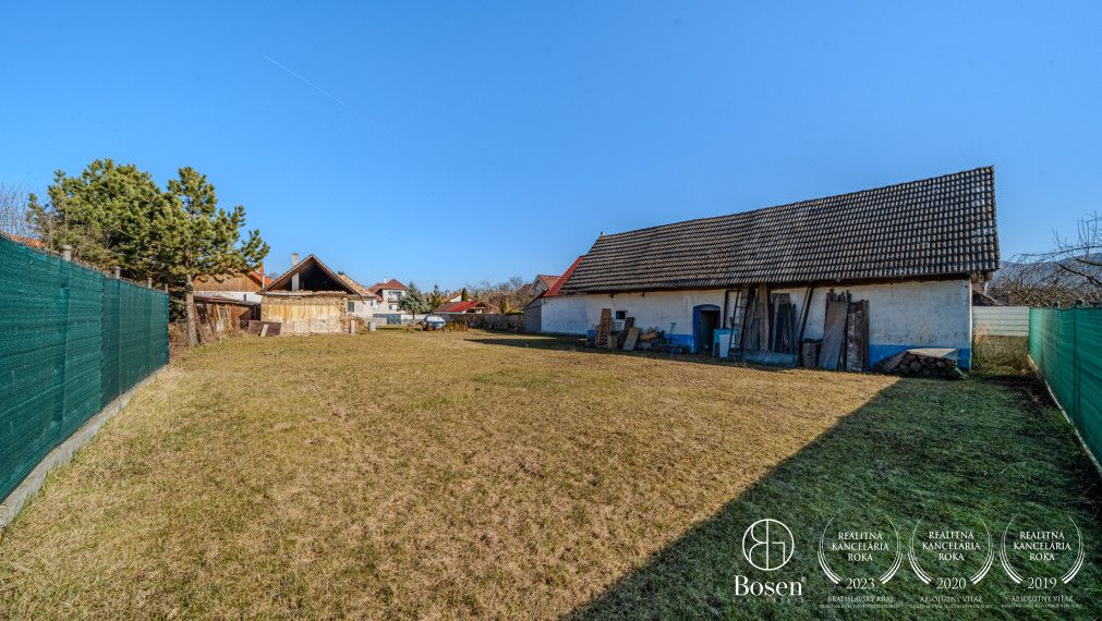 BOSEN | Rezervované Trojpodlažný rodinný dom Lovča